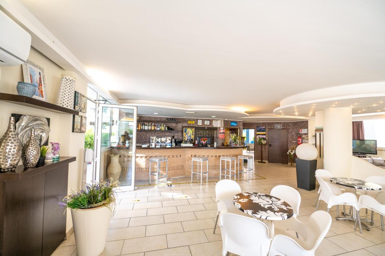 Di Matteo Hotel Roseto Degli Abruzzi Εξωτερικό φωτογραφία