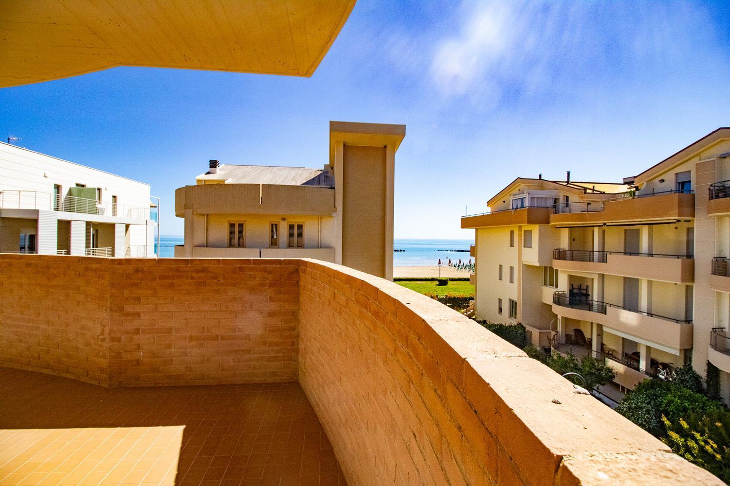 Di Matteo Hotel Roseto Degli Abruzzi Εξωτερικό φωτογραφία
